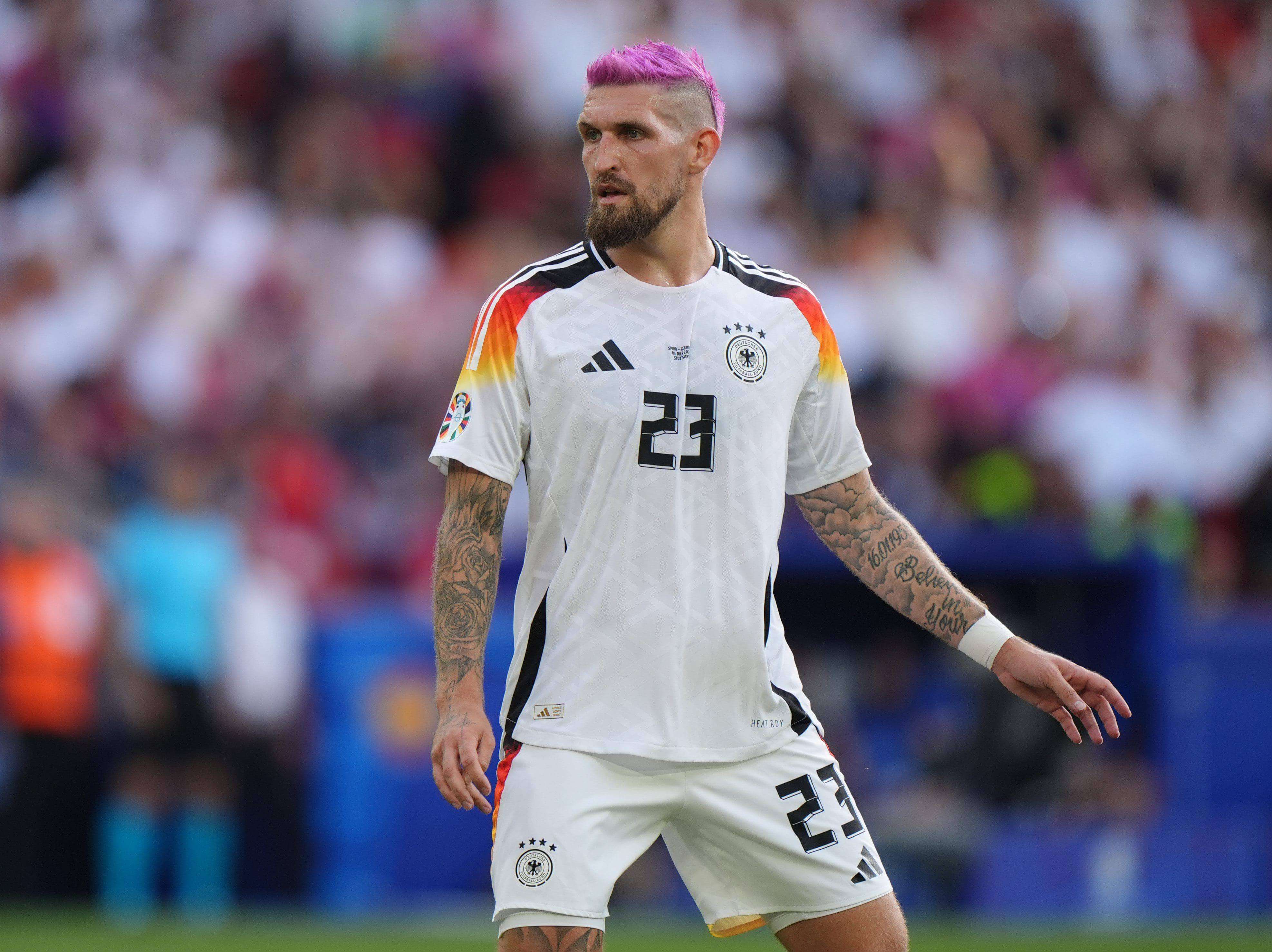  Robert Andrich, en un partido con Alemania durante la Eurocopa.