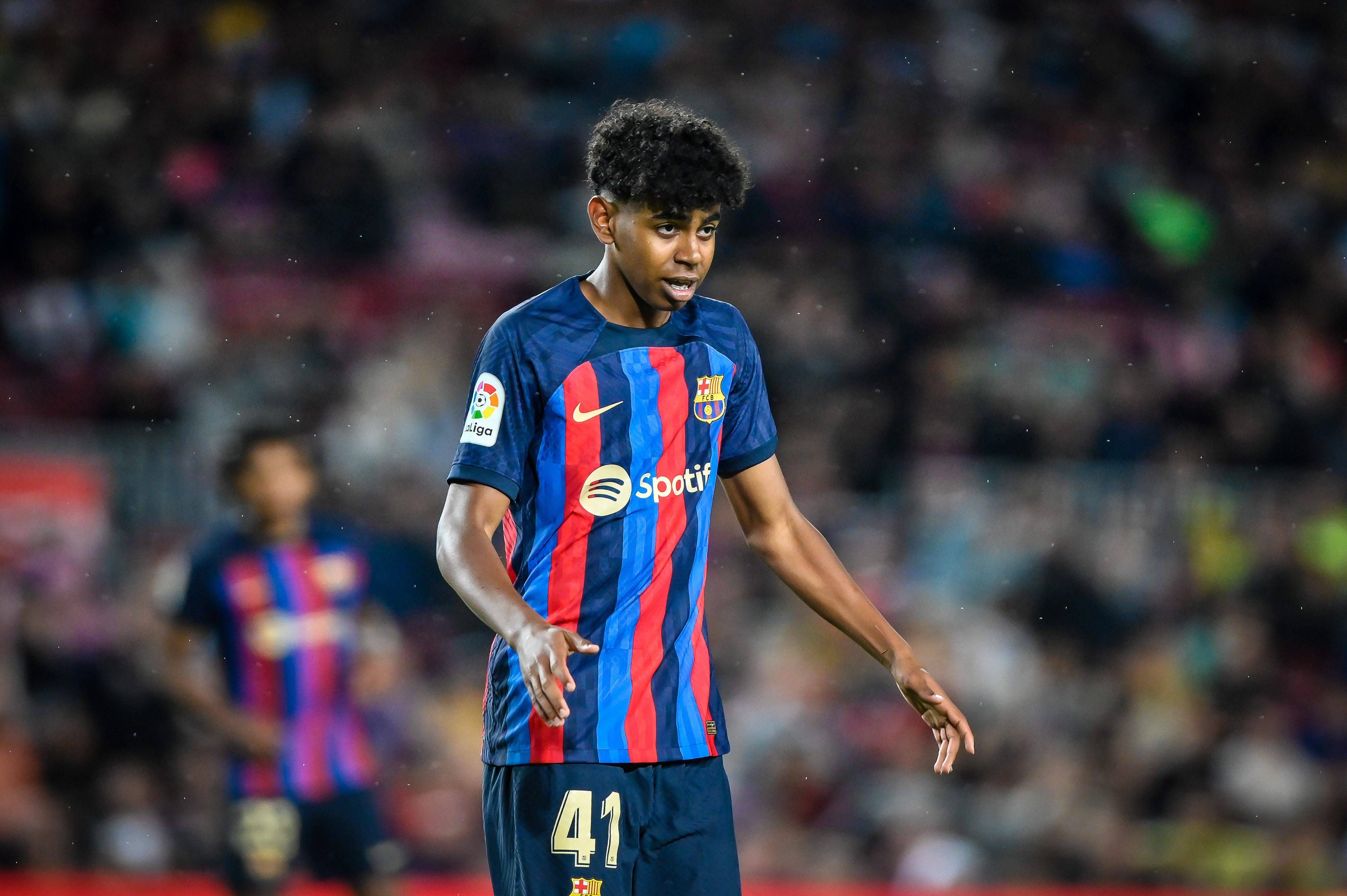  Lamine Yamal, en su debut con el Barcelona.