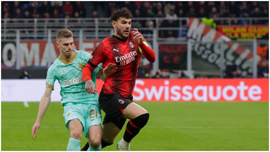  Theo Hernández, durante el Milan - Slavia Praga de Europa League (foto: Cordon Press).
