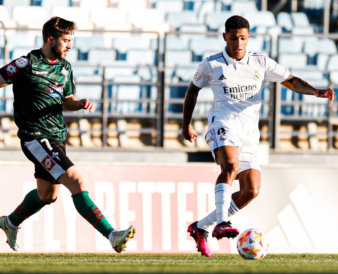  Vinicius Tobías, durante el Real Madrid Castilla-Racing de Ferrol