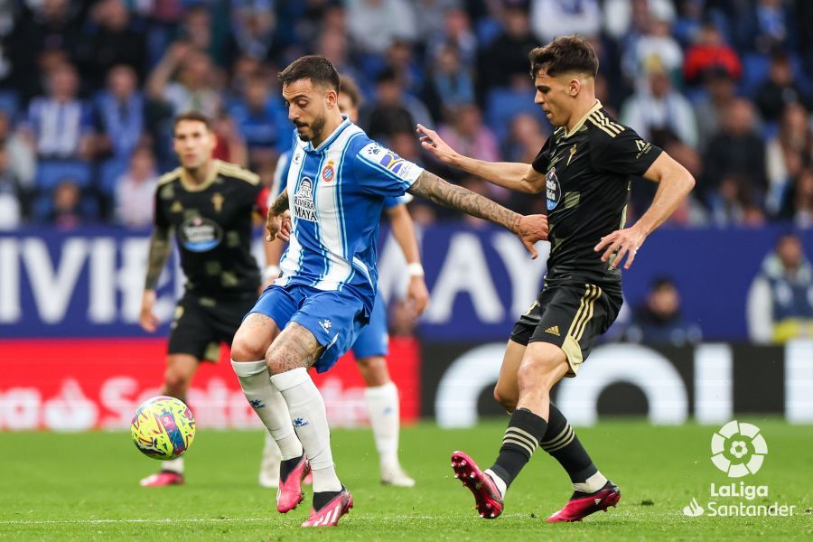 Veiga ante el Espanyol en Cornellá. (Foto: LaLiga).