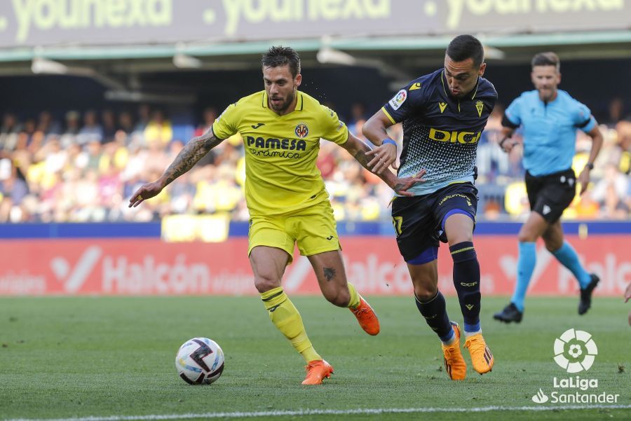 Escalante ante el Villarreal en La Cerámica. (Foto: LaLiga).
