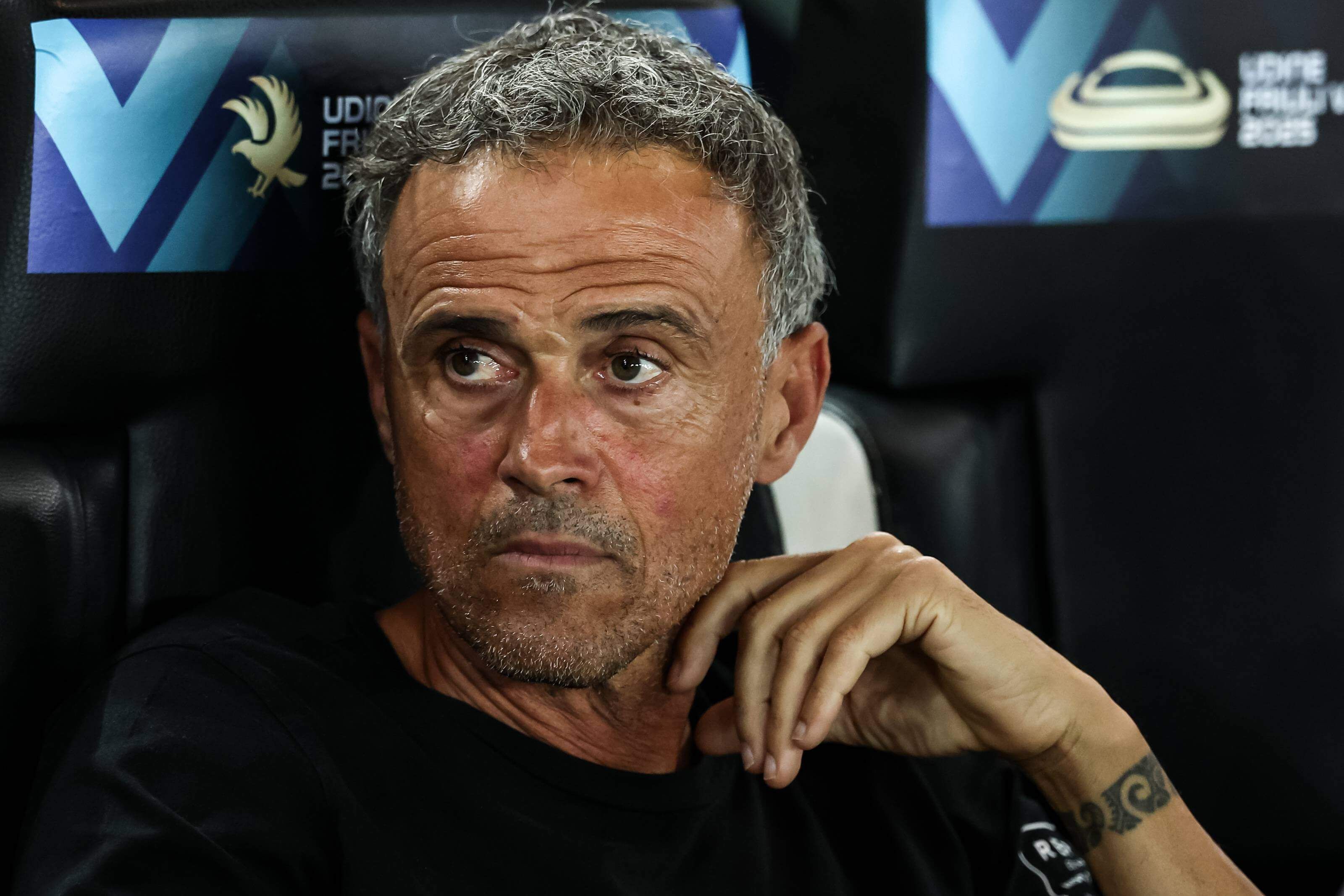  Luis Enrique, en la final de la Supercopa de Europa (FOTO: Cordón Press).