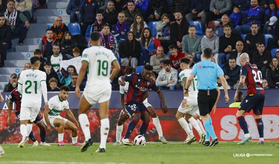  Bouldini en el Levante - Elche.