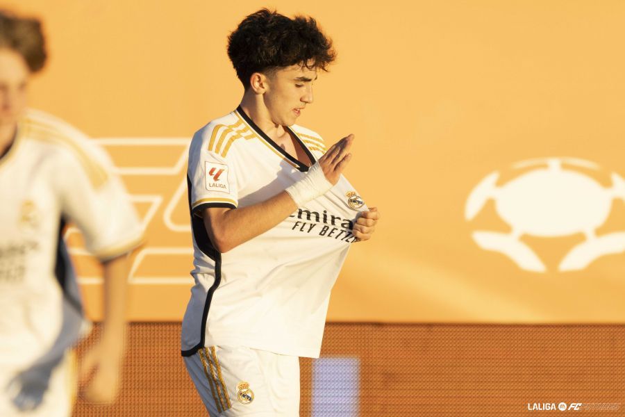  Celebración del tanto de Alberto Ruiz ante el Atleti.