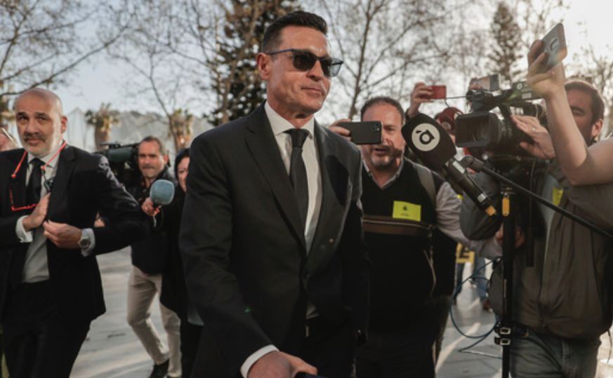  Amadeo Salvo llega al juicio.