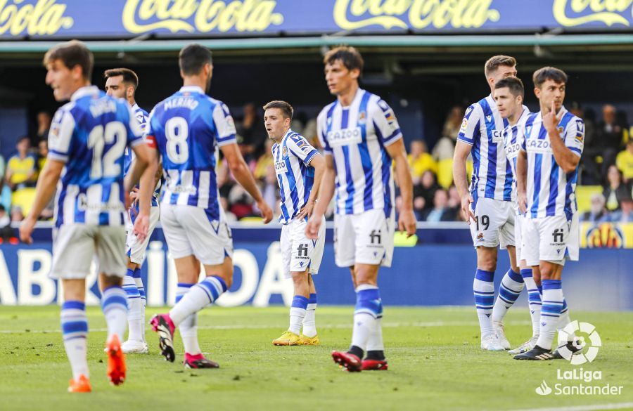  Los jugadores de la Real Sociedad en el Estadio de la Cerámica.