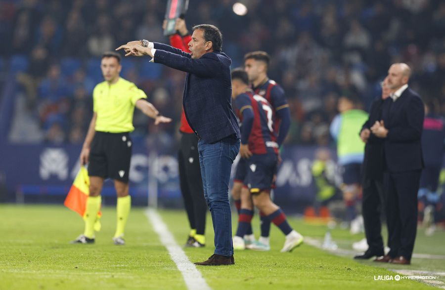 Calleja en el Levante - Racing.