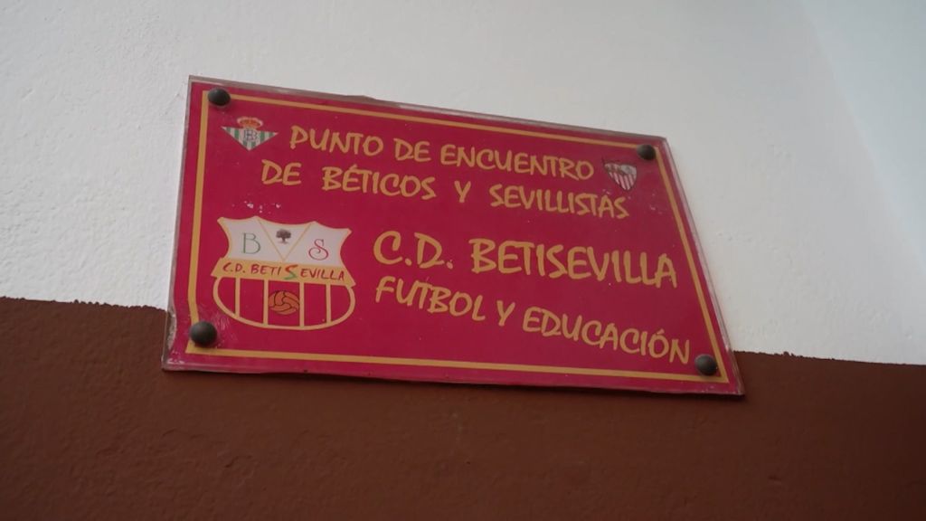  El BetiSevilla, un punto de encuentro para aficionados de los dos equipos