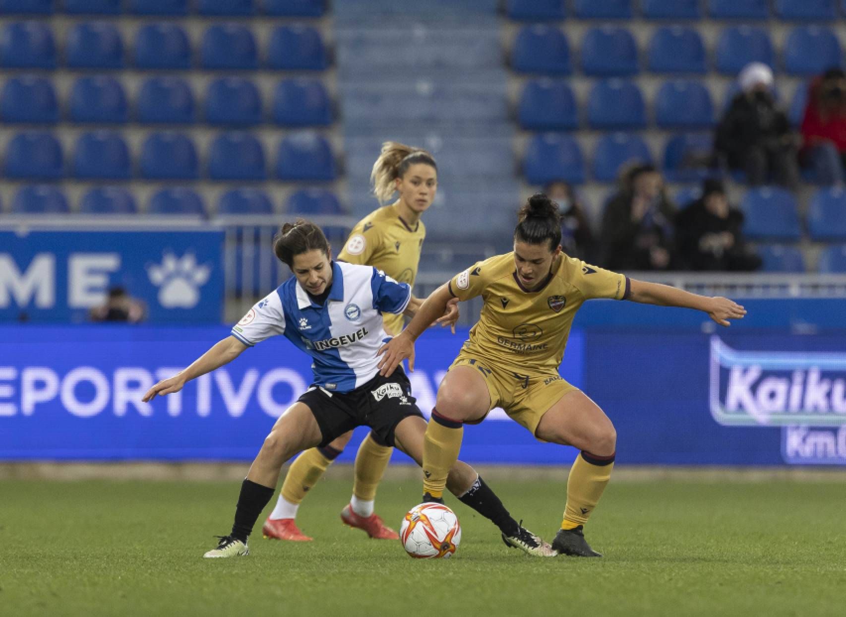  Empate agridulce del Levante UD Femenino en Mendizorroza