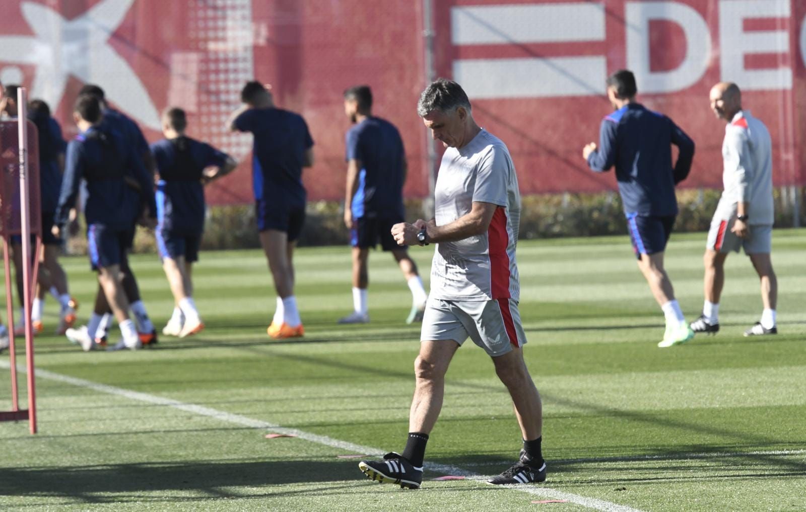  Mendilibar, en el entrenamiento de este sábado.