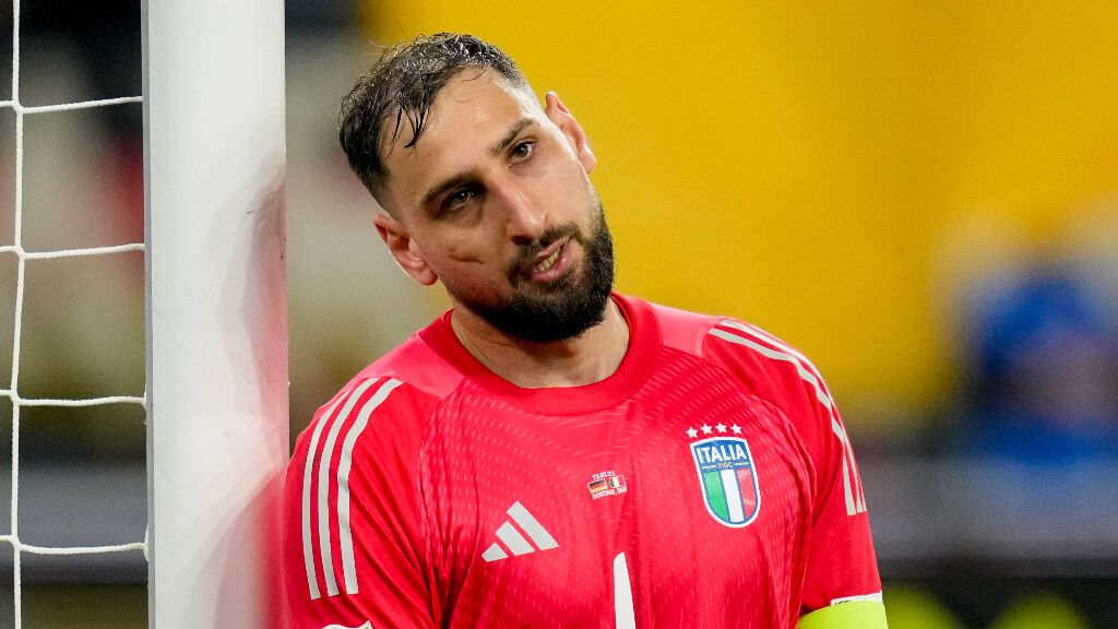  Donnarumma tras el error en el gol de Musiala (Cordon Press)