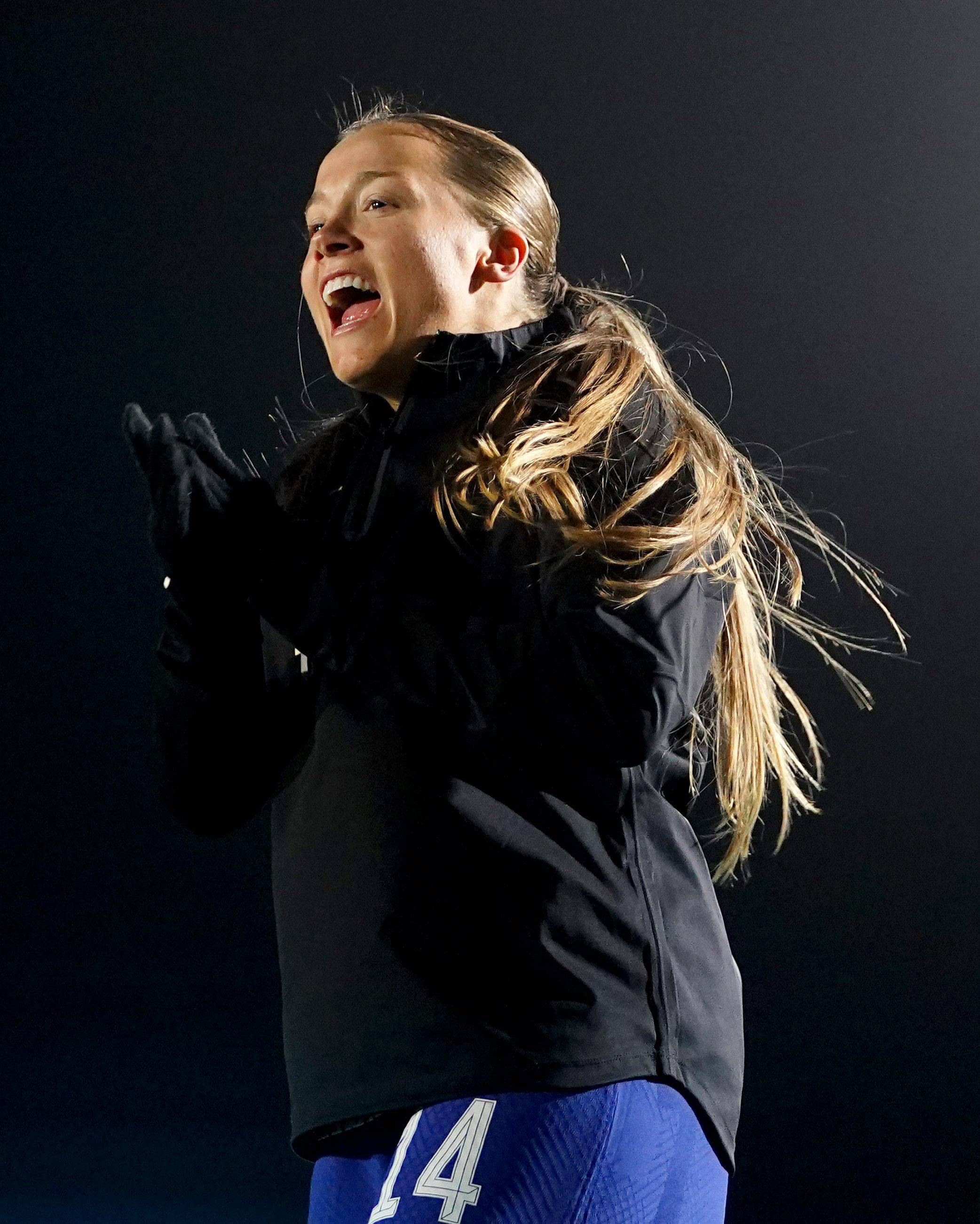  Fran Kirby siempre lleva chaqueta para ocultar su cuerpo. (Cordon Press)