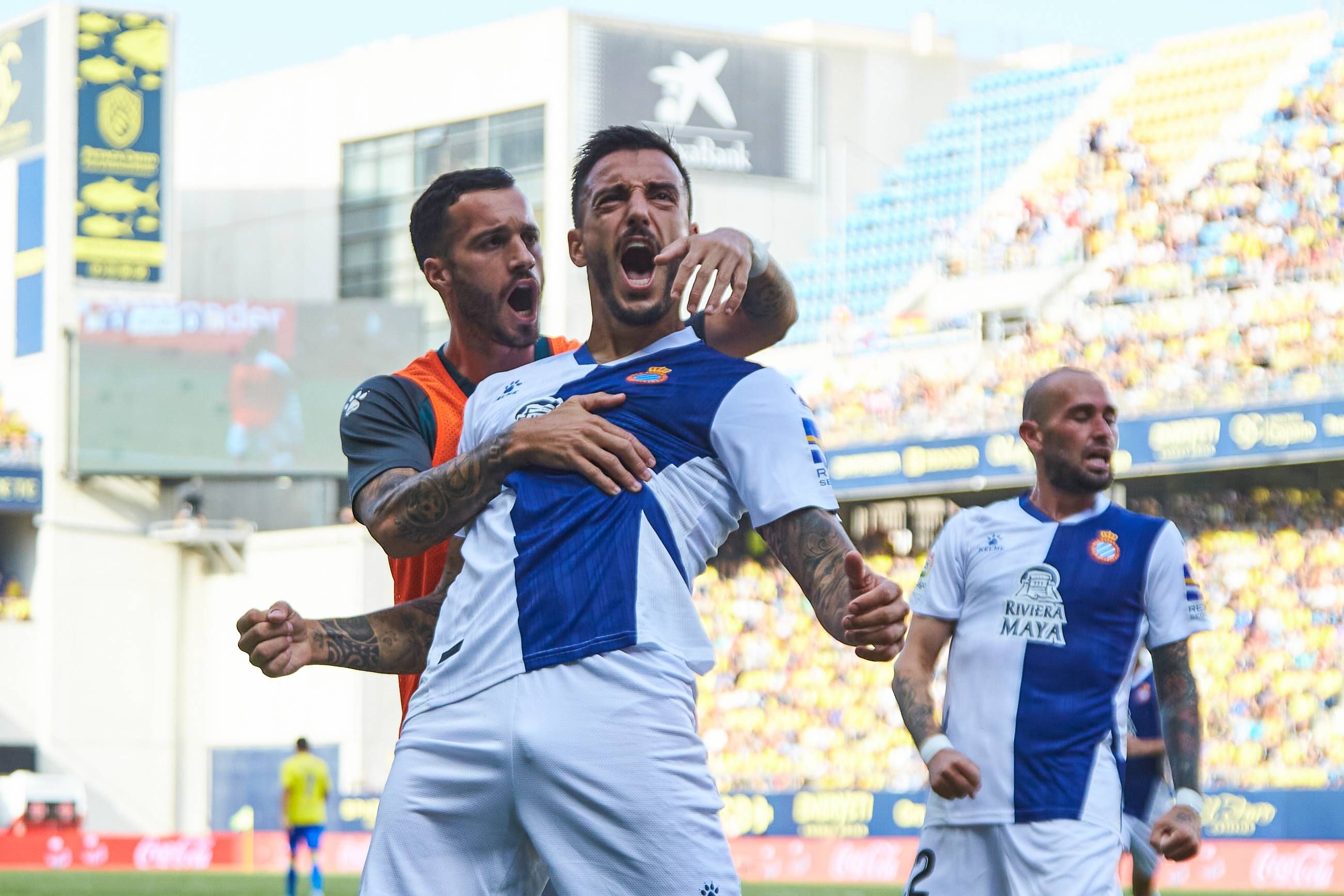  Joselu celebrando su segundo gol ante el Cádiz.