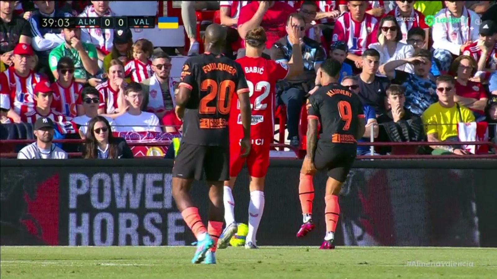 Lesión de Kluivert en Almería