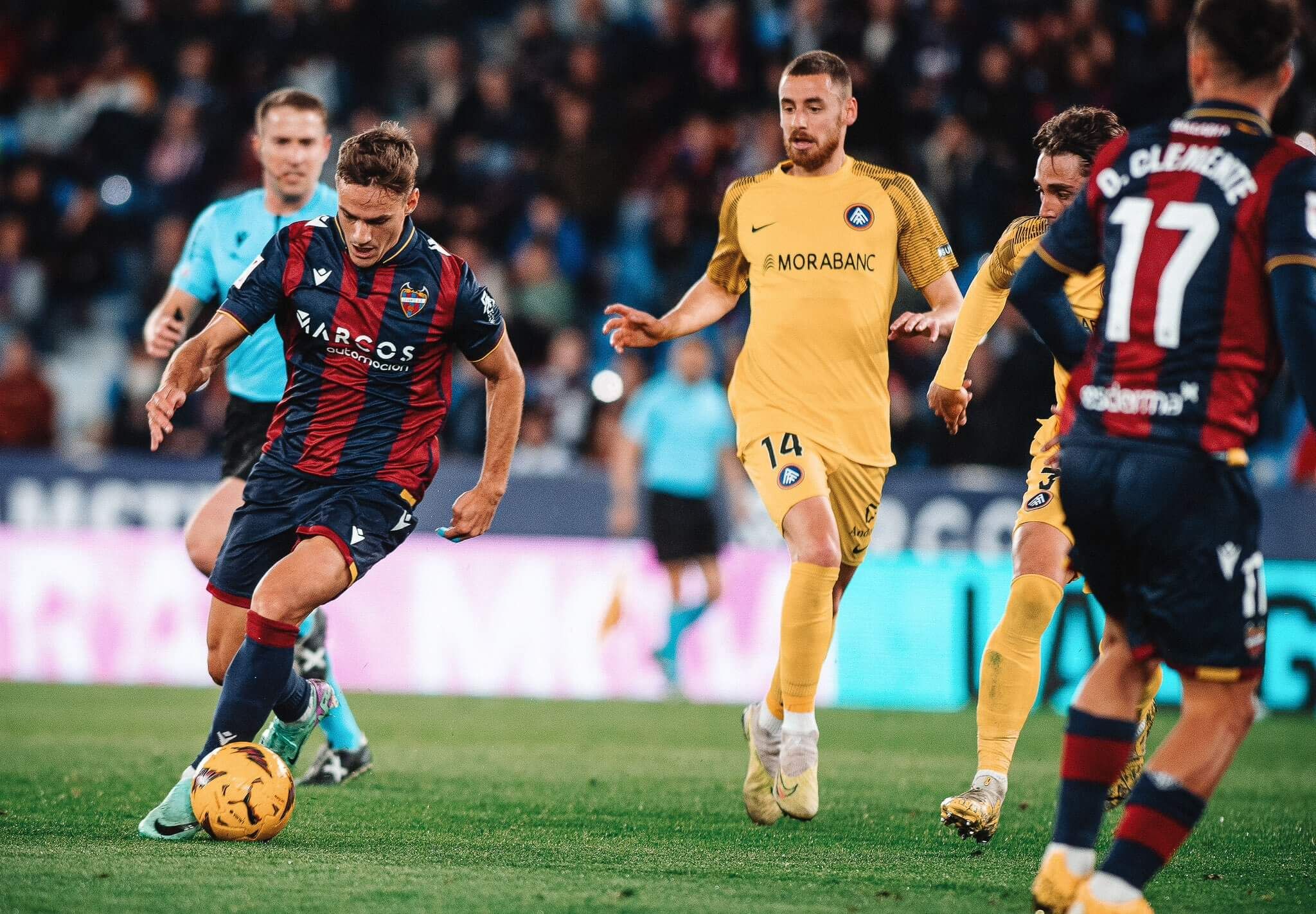 El Levante de Danvila no encuentra el camino