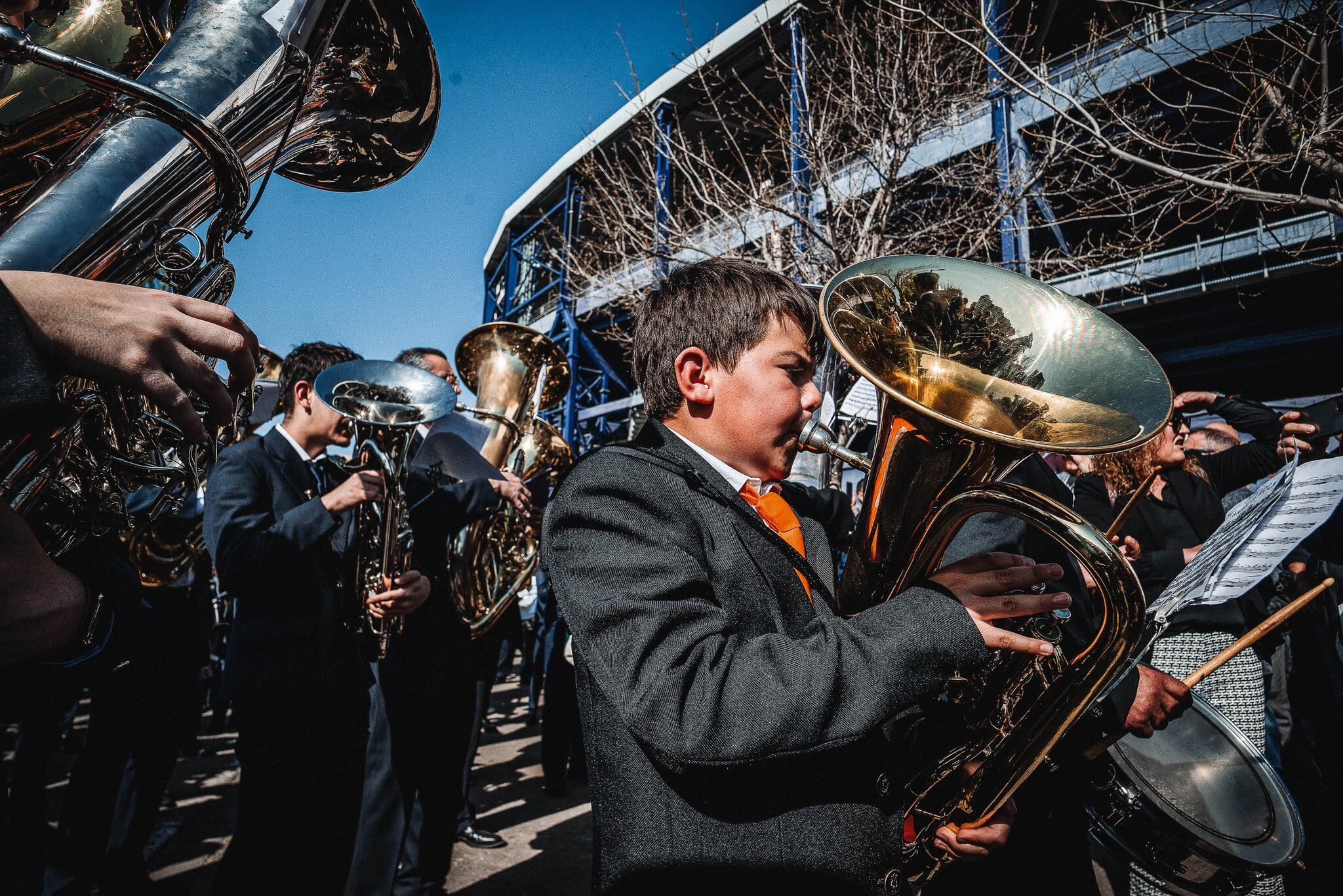 Mil doscientos músicos homenajean con un pasodoble al Levante