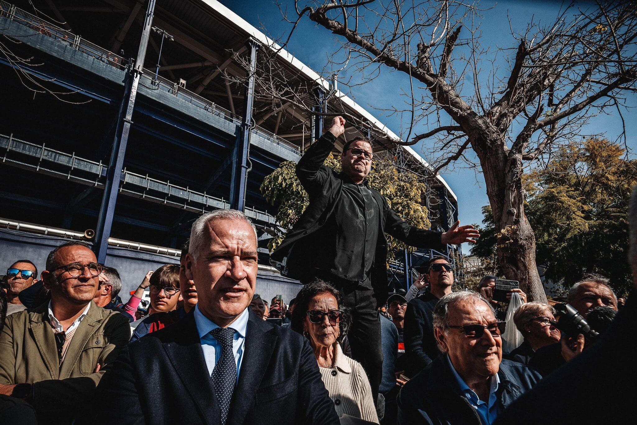 Mil doscientos músicos homenajean con un pasodoble al Levante