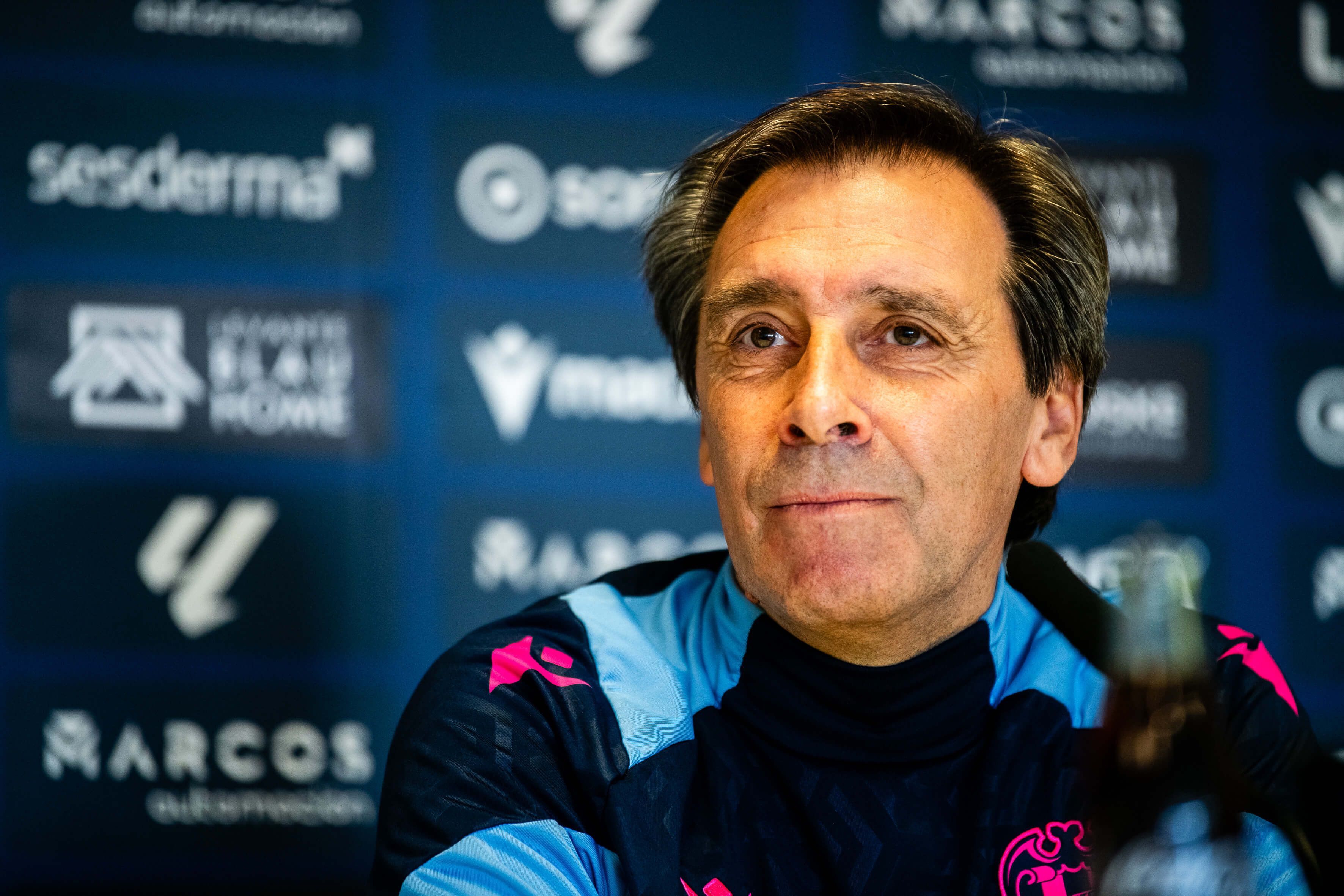  Miñambres en rueda de prensa.