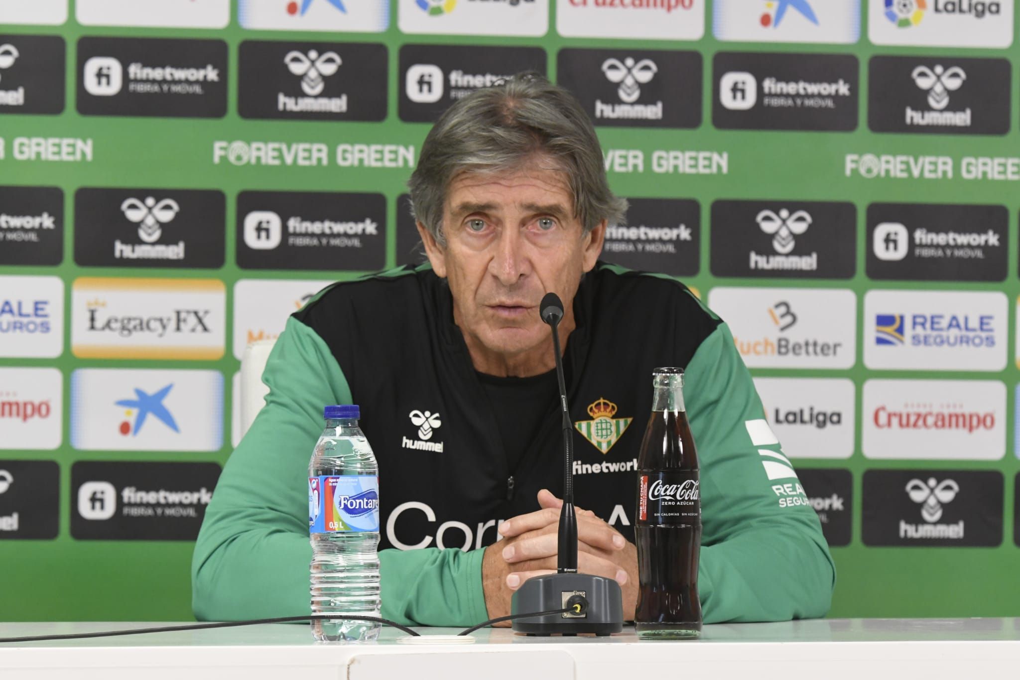 Manuel Pellegrini, en la rueda de prensa previa al partido ante Osasuna.
