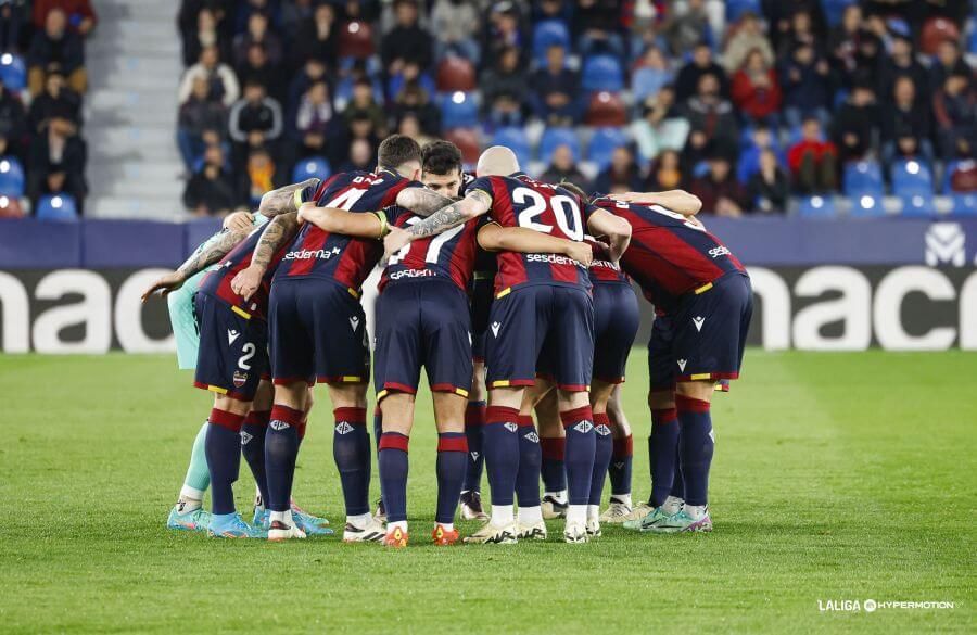  Piña del Levante ante el Leganés. (Foto; LALIGA)