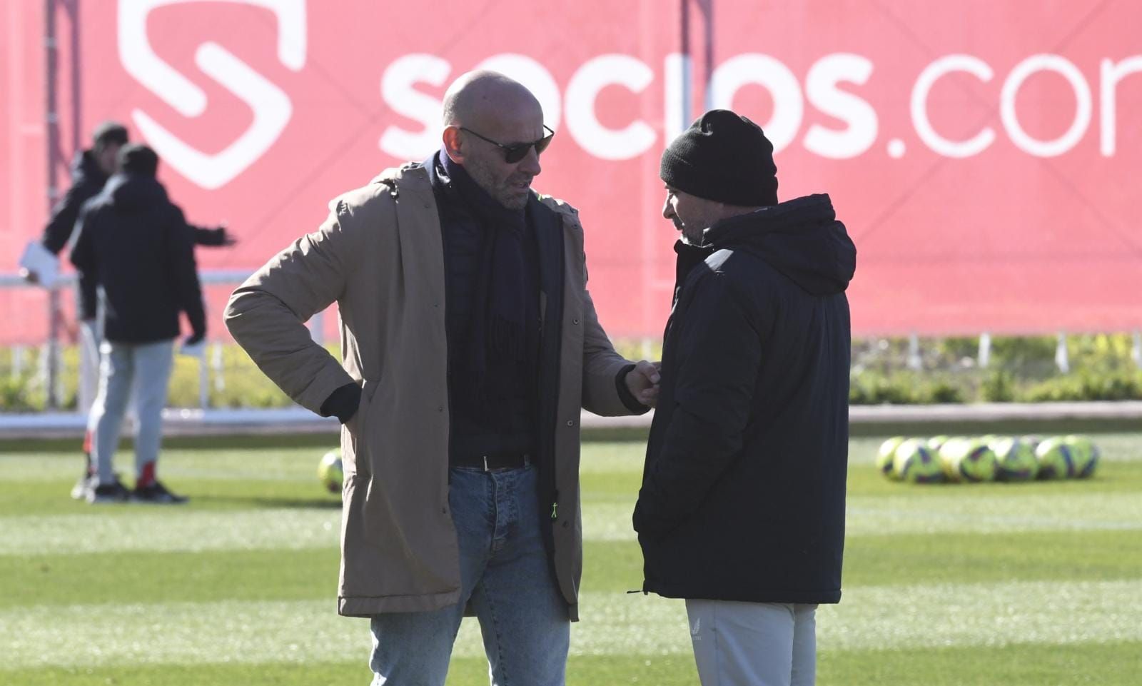 Sampaoli y Monchi, en el entrenamiento de este miércoles.