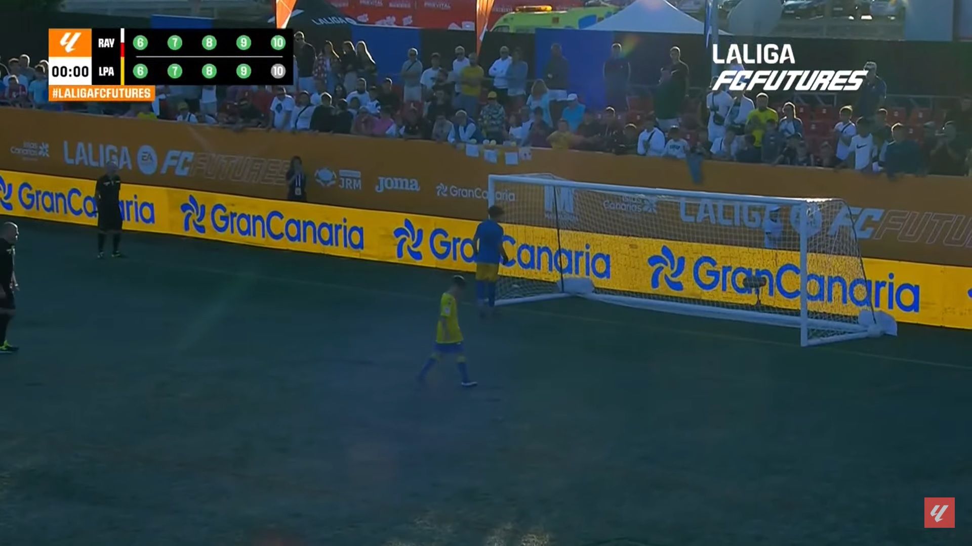 Eydan, tras marcar su penalti.