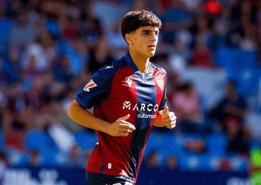  Víctor Jr debuta con el Levante