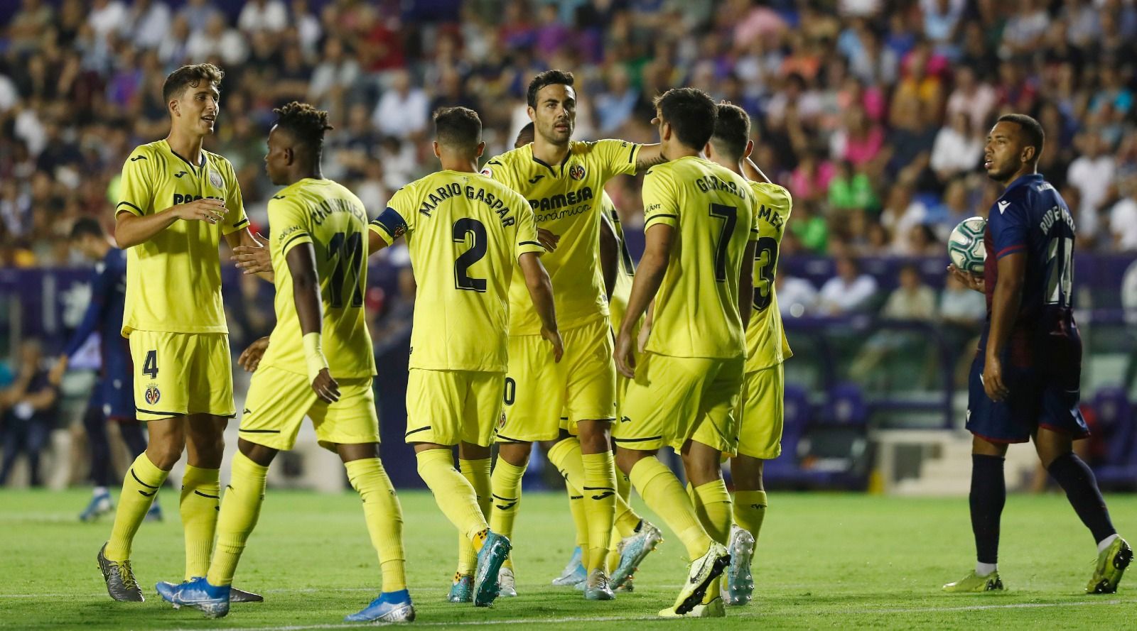 El Villarreal celebra su gol.
