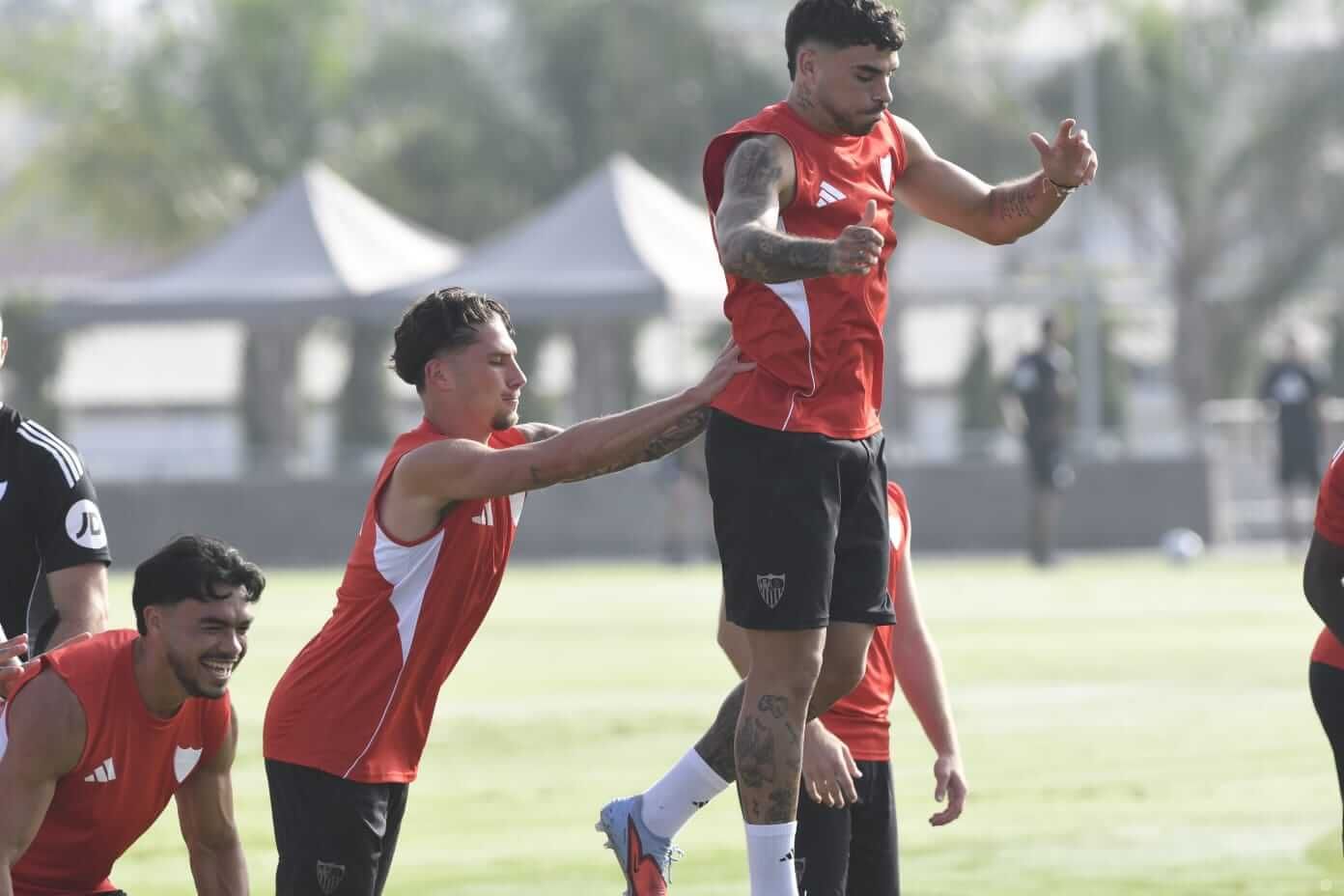  Carmona e Isaac, en el entrenamiento de este sábado.