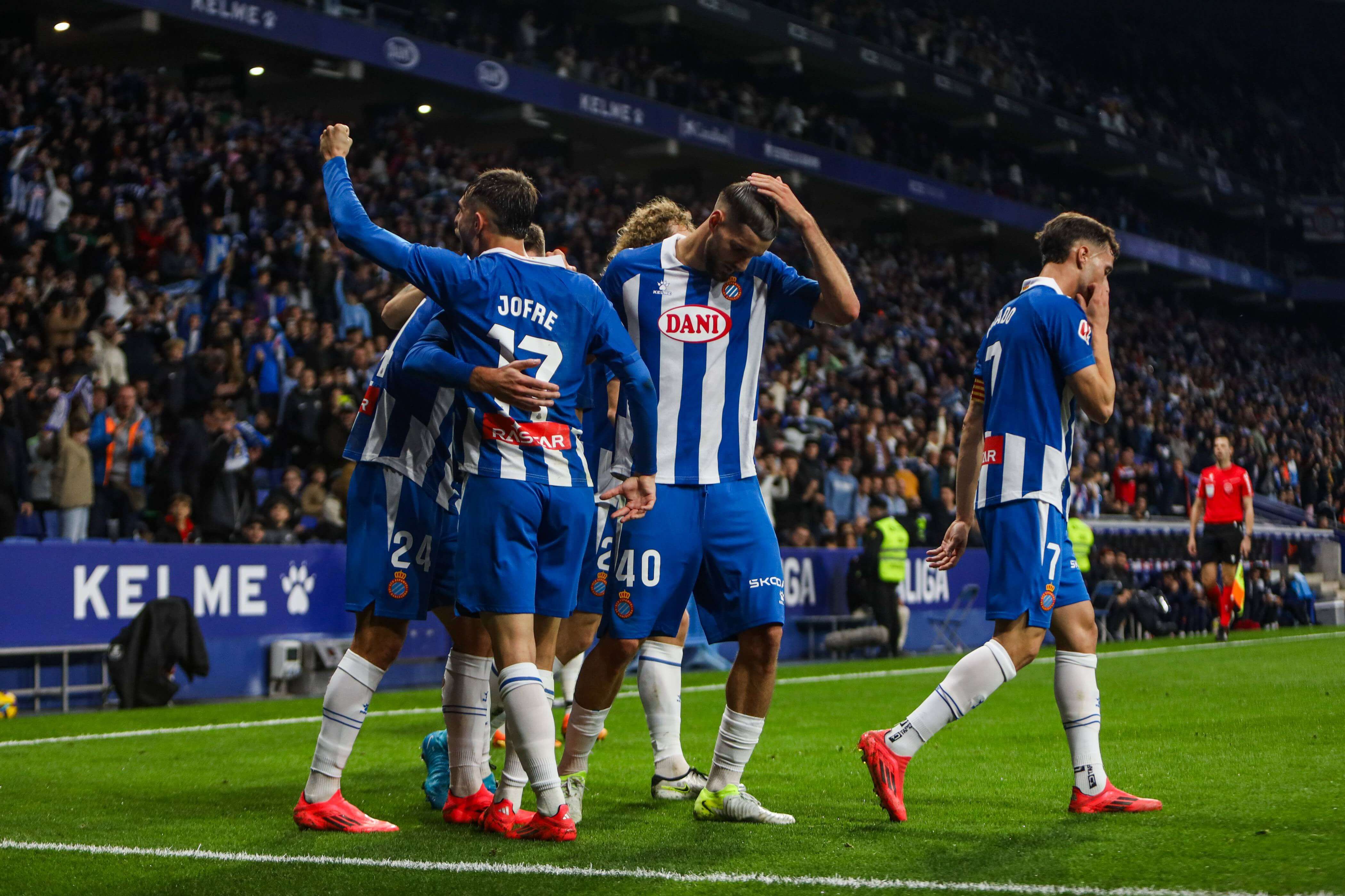  El Espanyol celebrando un gol ante el Celta.