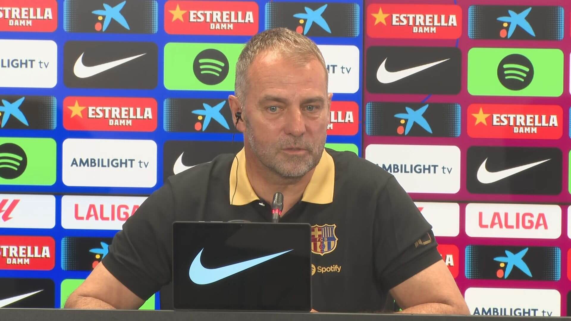  Hansi Flick señaló que no entendía el horario del calendario de los próximos partidos del Barcelona.