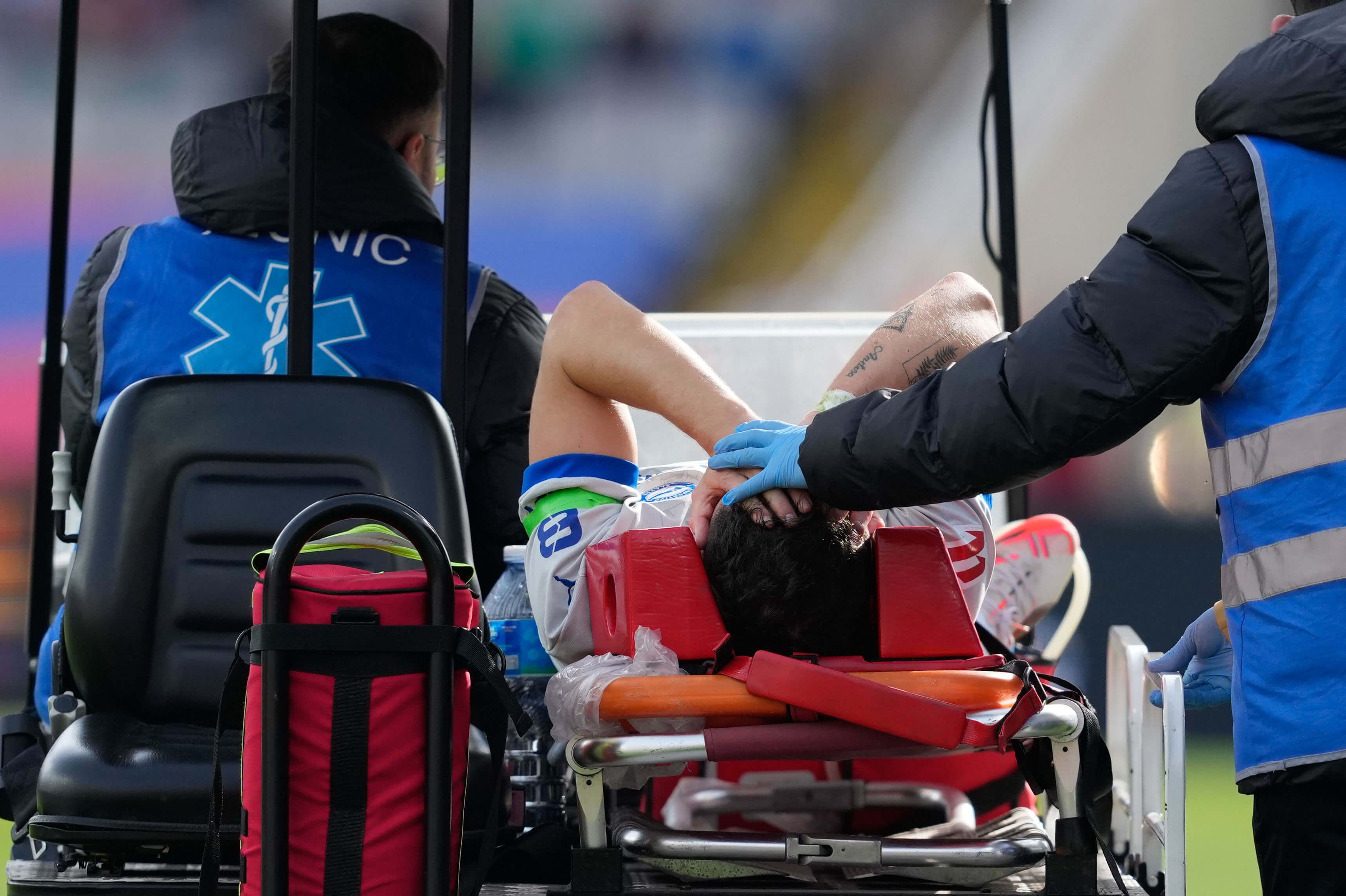 Conechny en camilla (EFE)