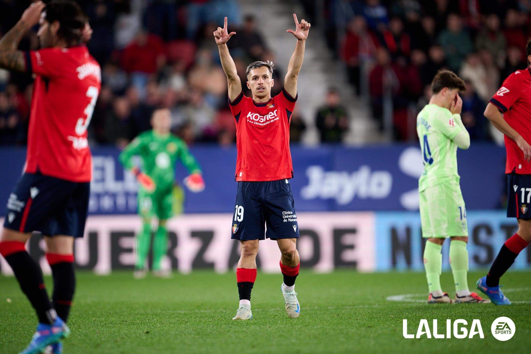 Gol de Bryan Zaragoza en el Osasuna - Barcelona.