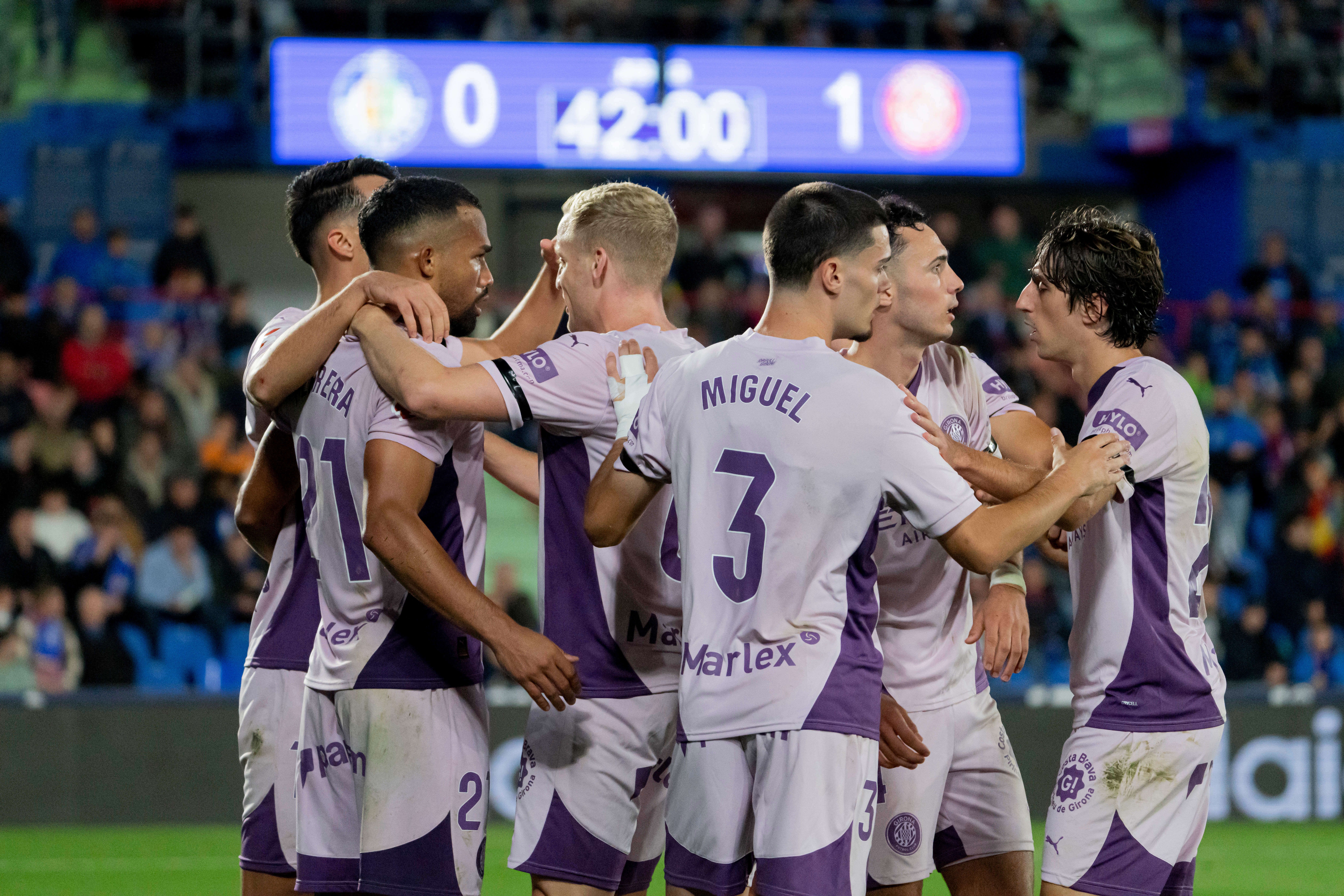  Los jugadores del Girona celebran un gol en Getafe.