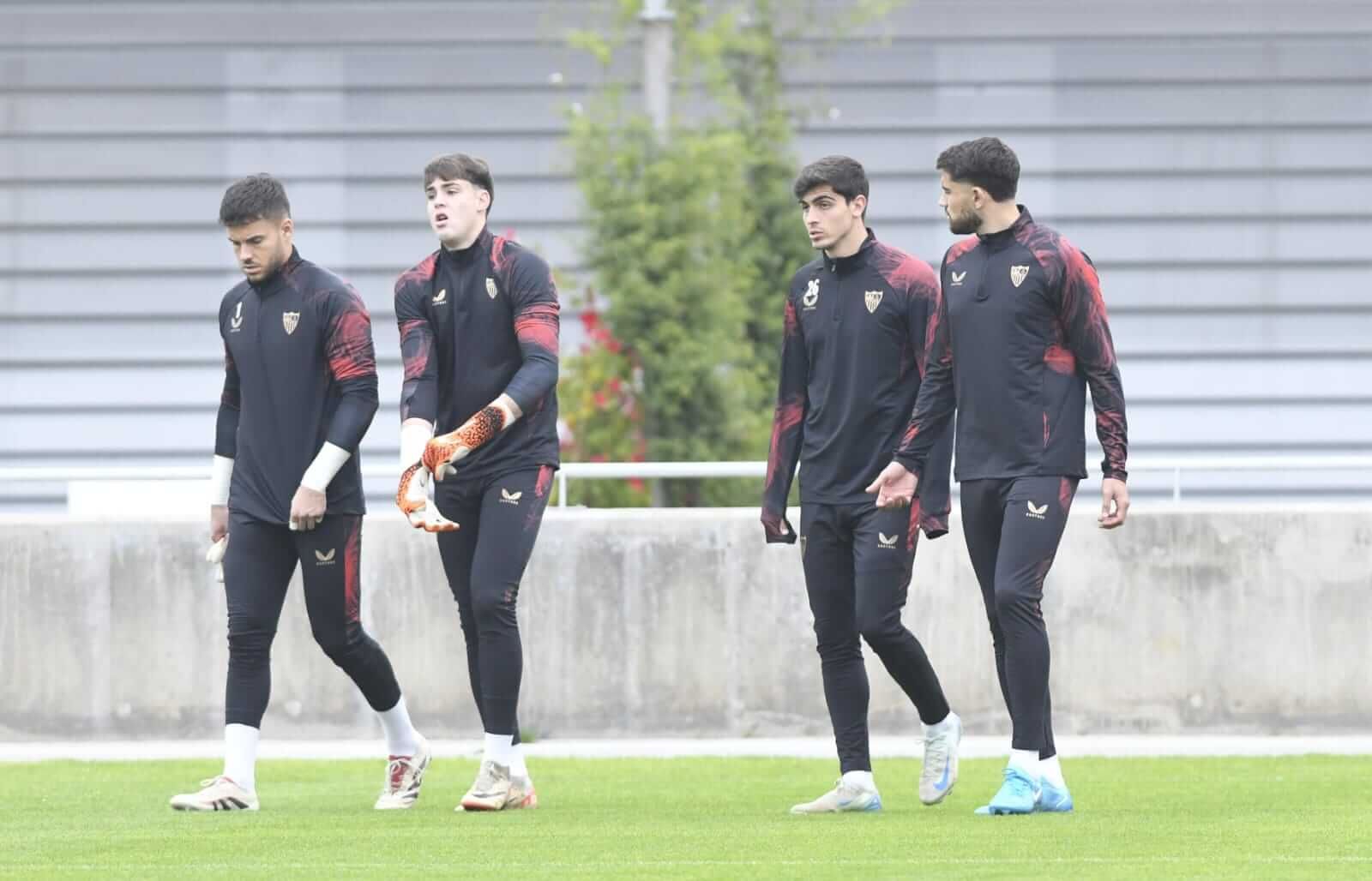  Álvaro Fernández, Recio, Juanlu y García Pascual, en el entrenamiento de este viernes.