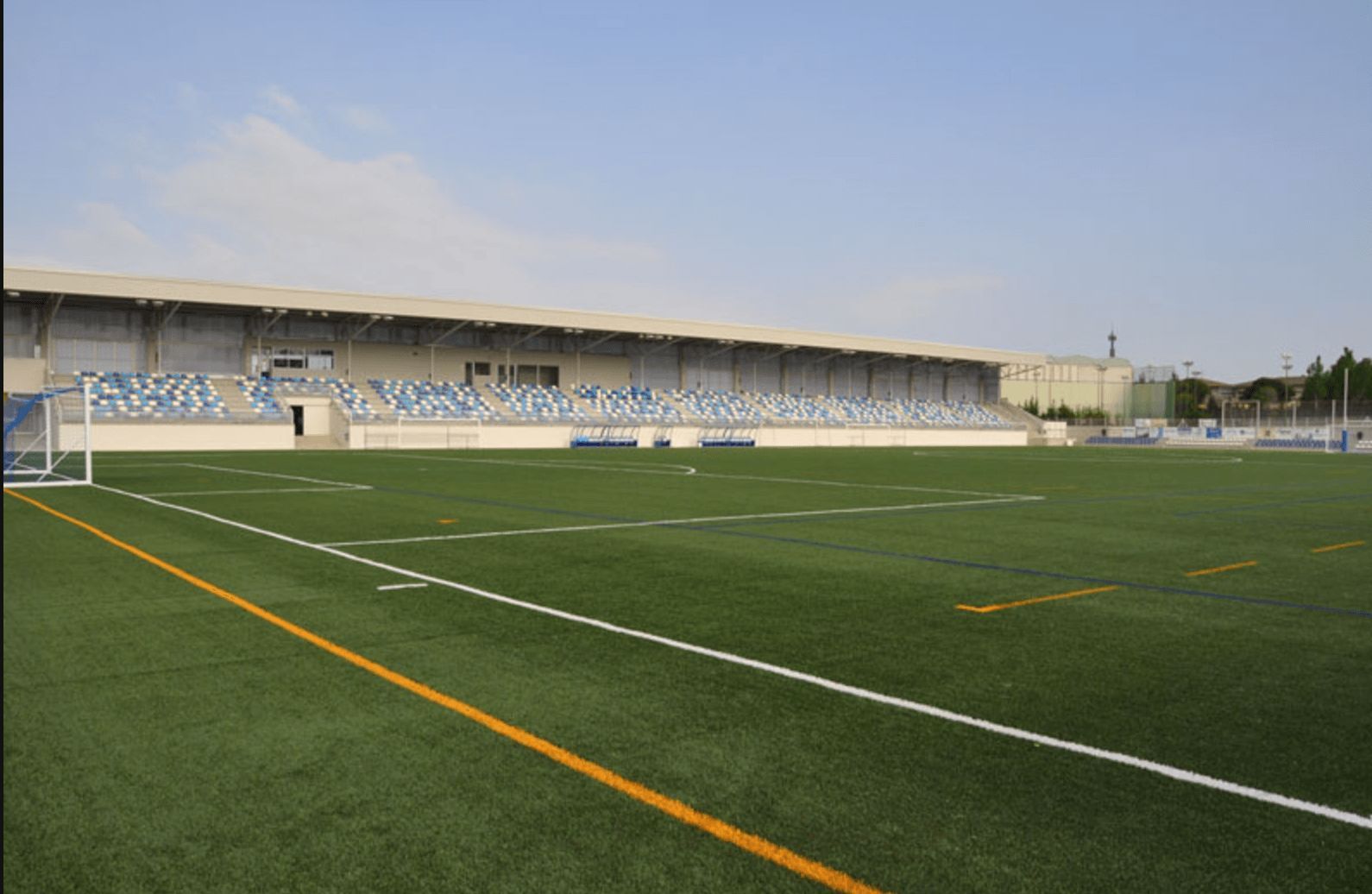  Estadio Municipal de Ejea de los Caballeros