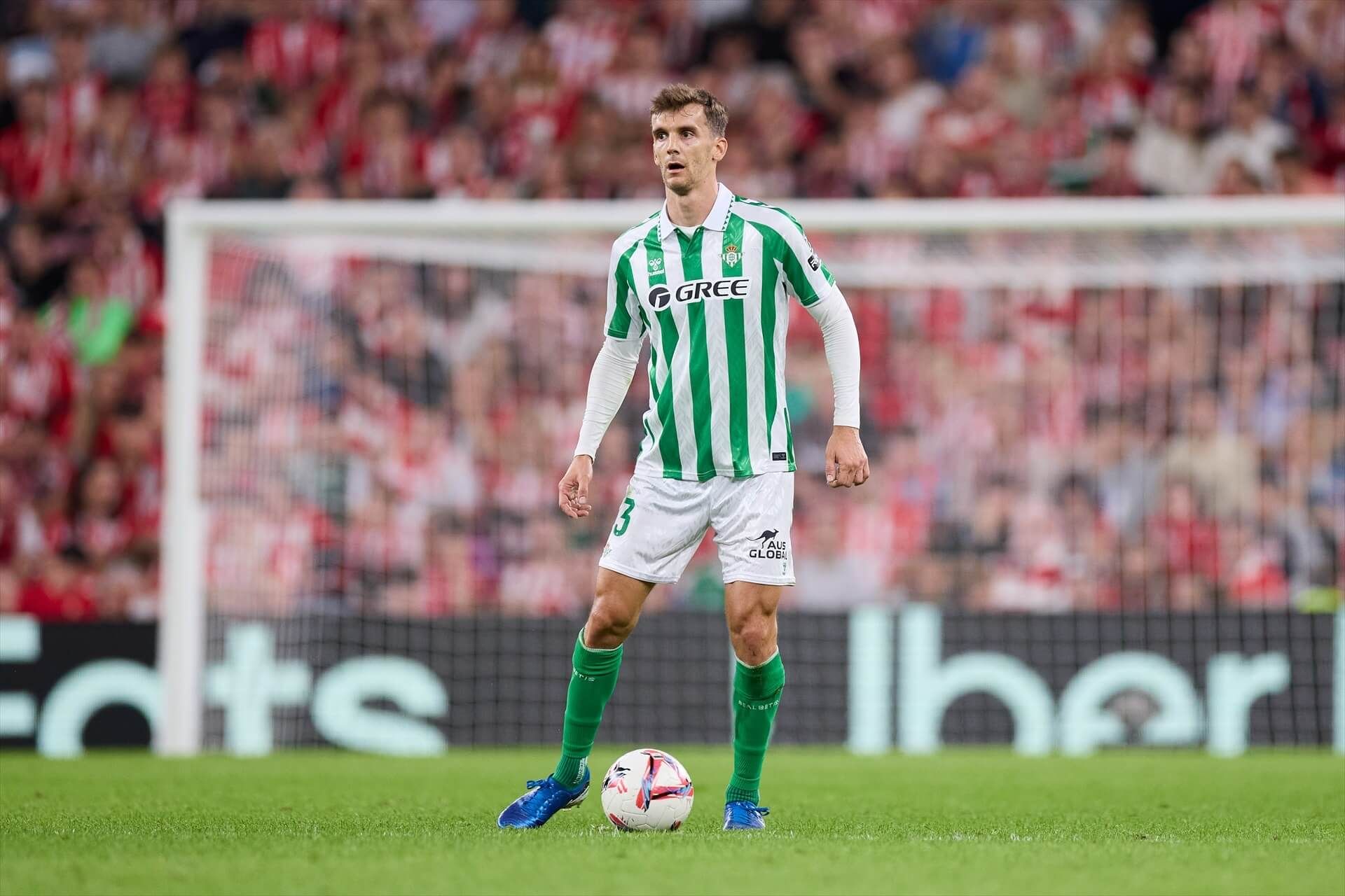  Diego Llorente, ante el Athletic