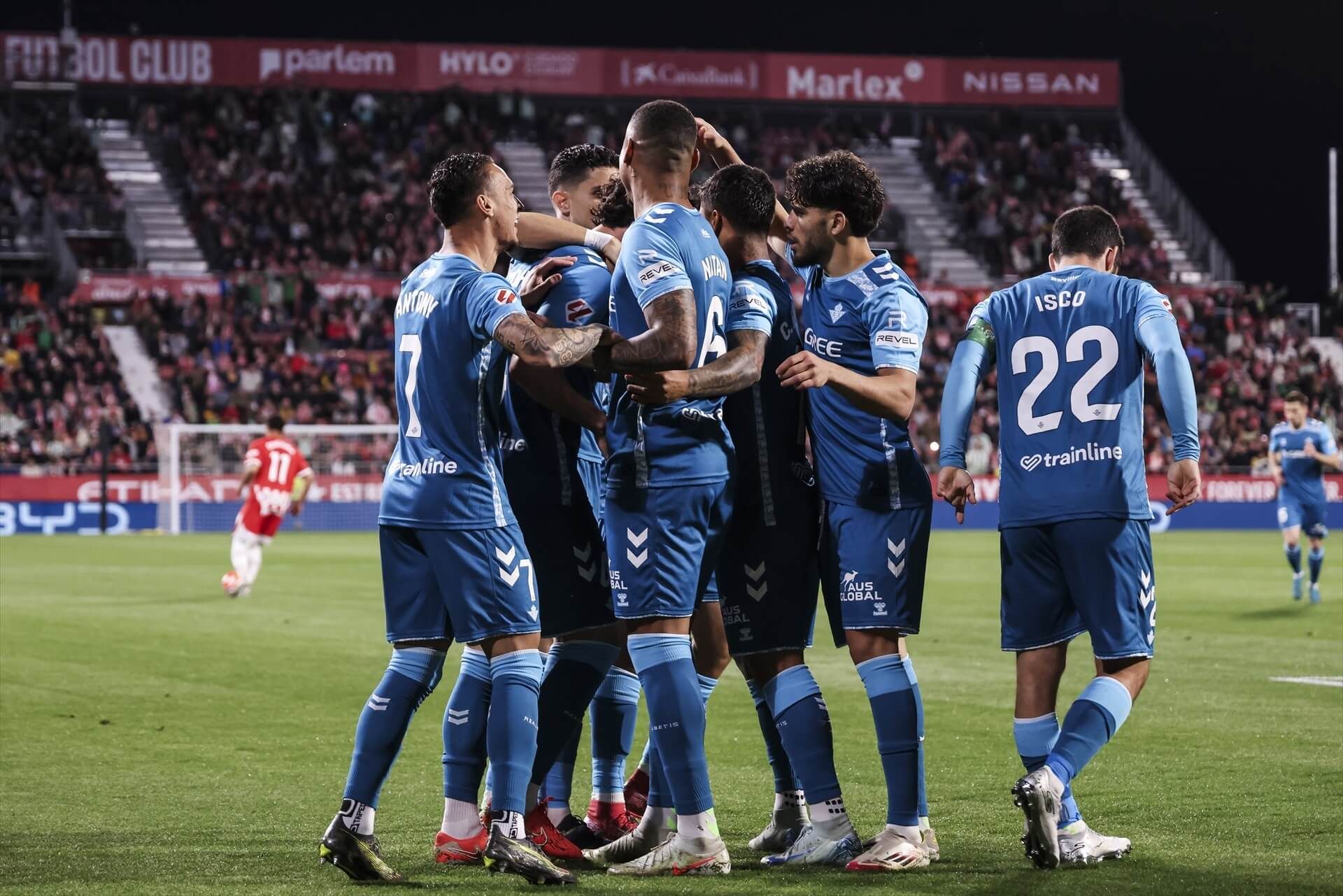 Johnny Cardoso celebra su gol al Girona