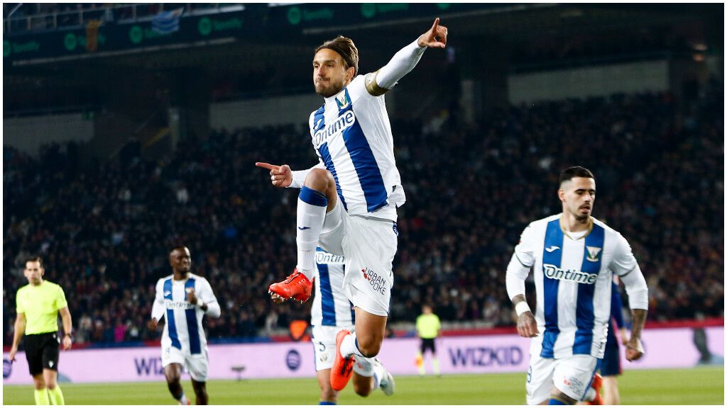  Sergio González celebrando su gol frente al FC Barcelona. (Fuente: EFE)