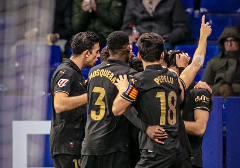  Gol de Diego López al RCD Espanyol.