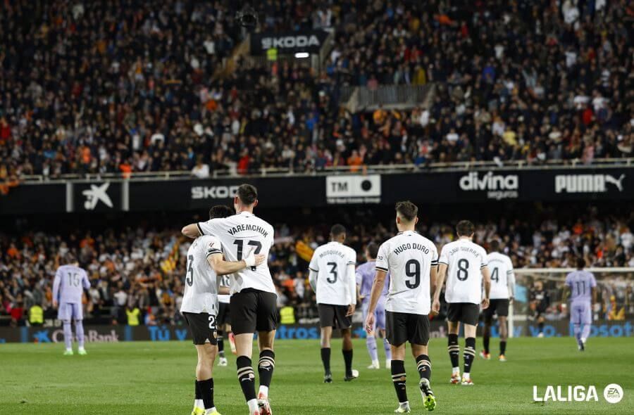  Gol de Roman Yaremchuk al Real Madrid.