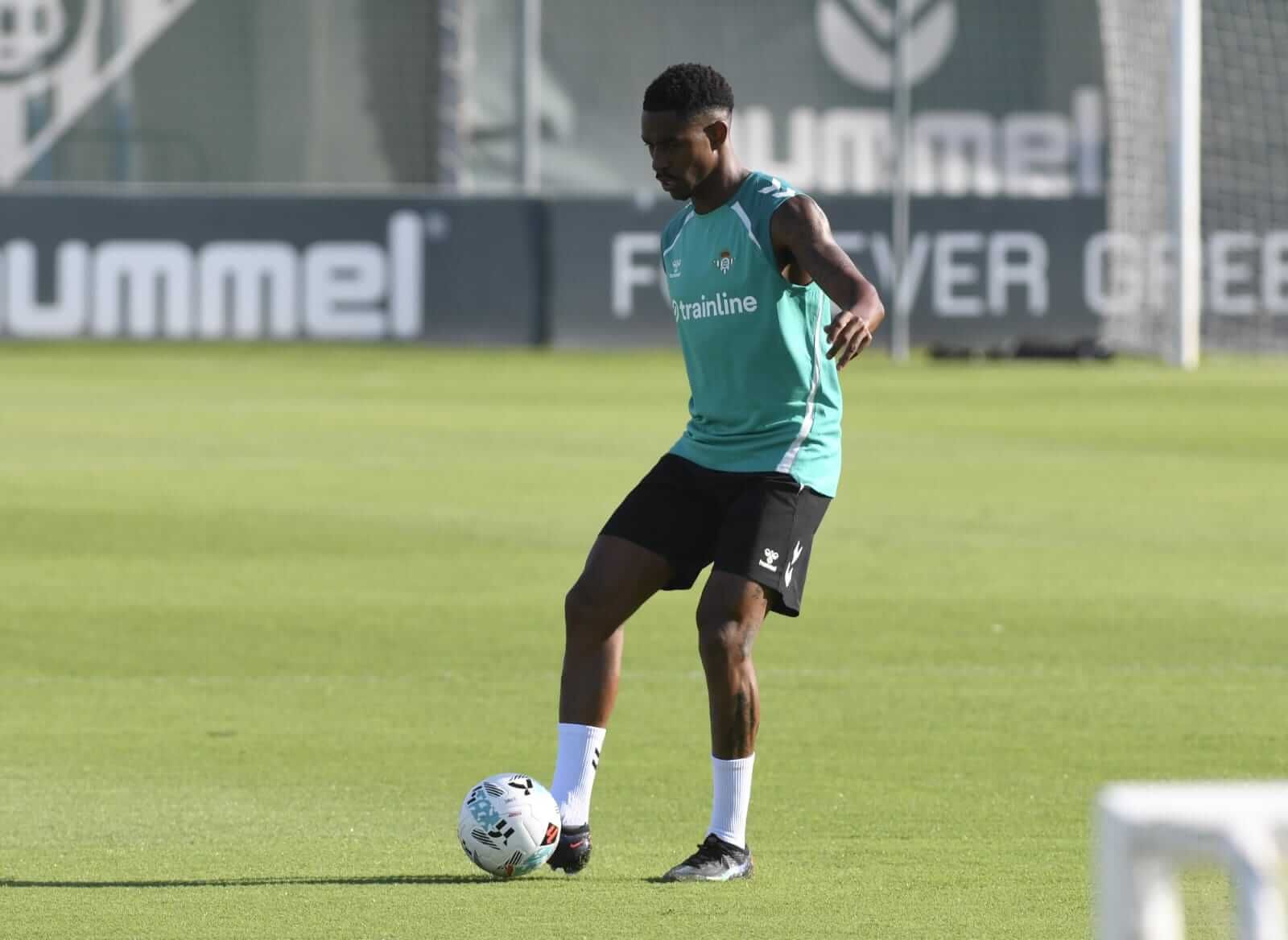  Junior Firpo, durante la sesión del jueves.