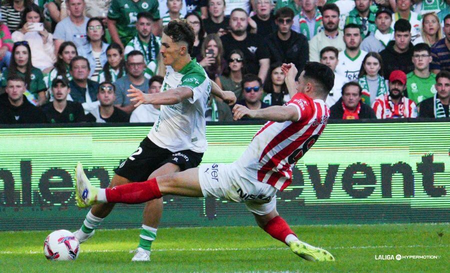  Lance del Racing-Sporting de la primera vuelta.