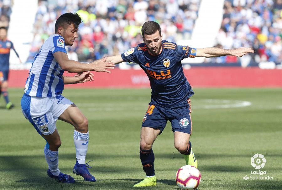 José Gayà, en uno de los últimos CD Leganés - Valencia CF