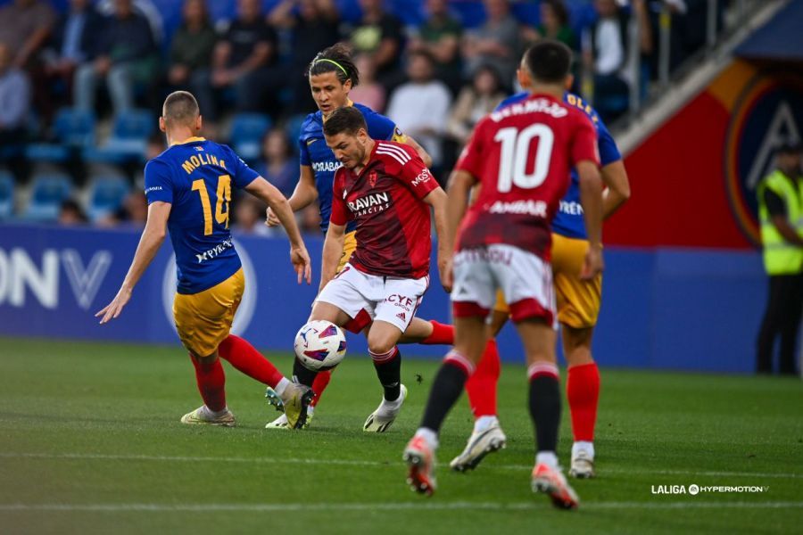 Manu Vallejo, durante el Andorra - Real Zaragoza.
