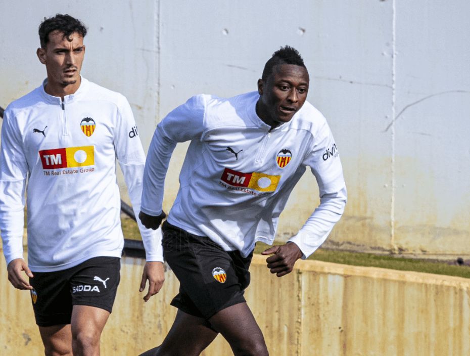 Sadiq Umar entrenando en su primer día