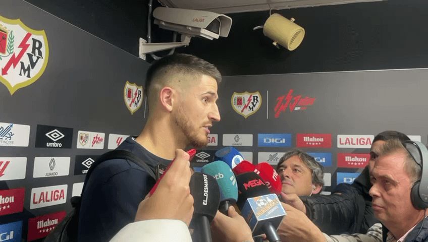 Oihan Sancet, en zona mixta tras la remontada contra el Rayo Vallecano
