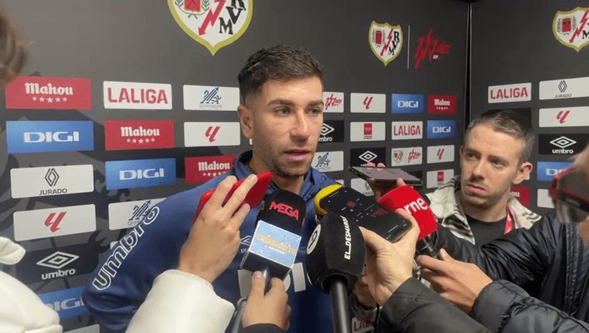 Embarba, en zona mixta tras el Rayo Vallecano - Athletic Club