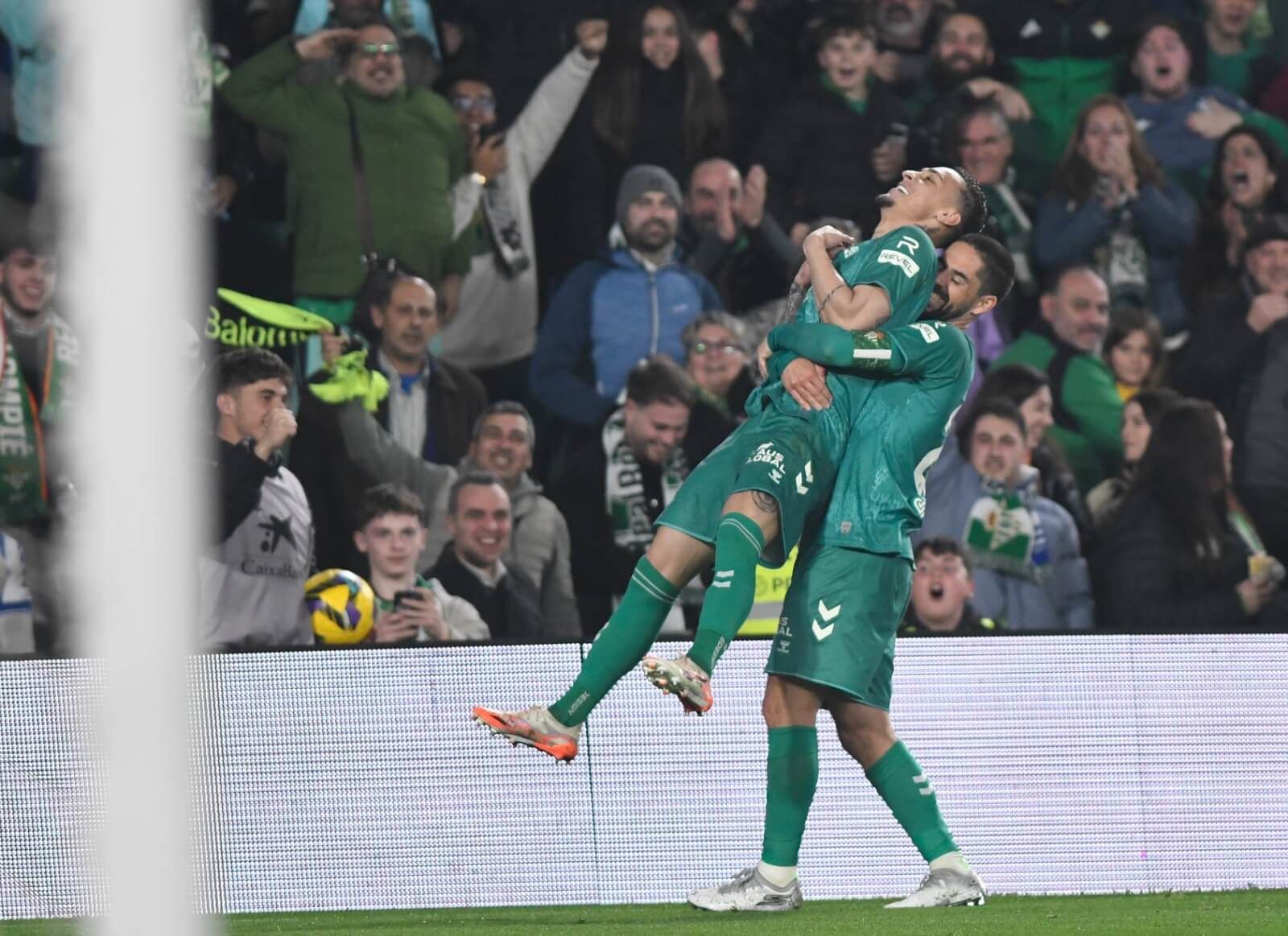 Antony, ante la Real Sociedad